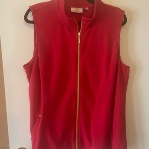 XL Red zip up vest 60% cotton 40% polyester.